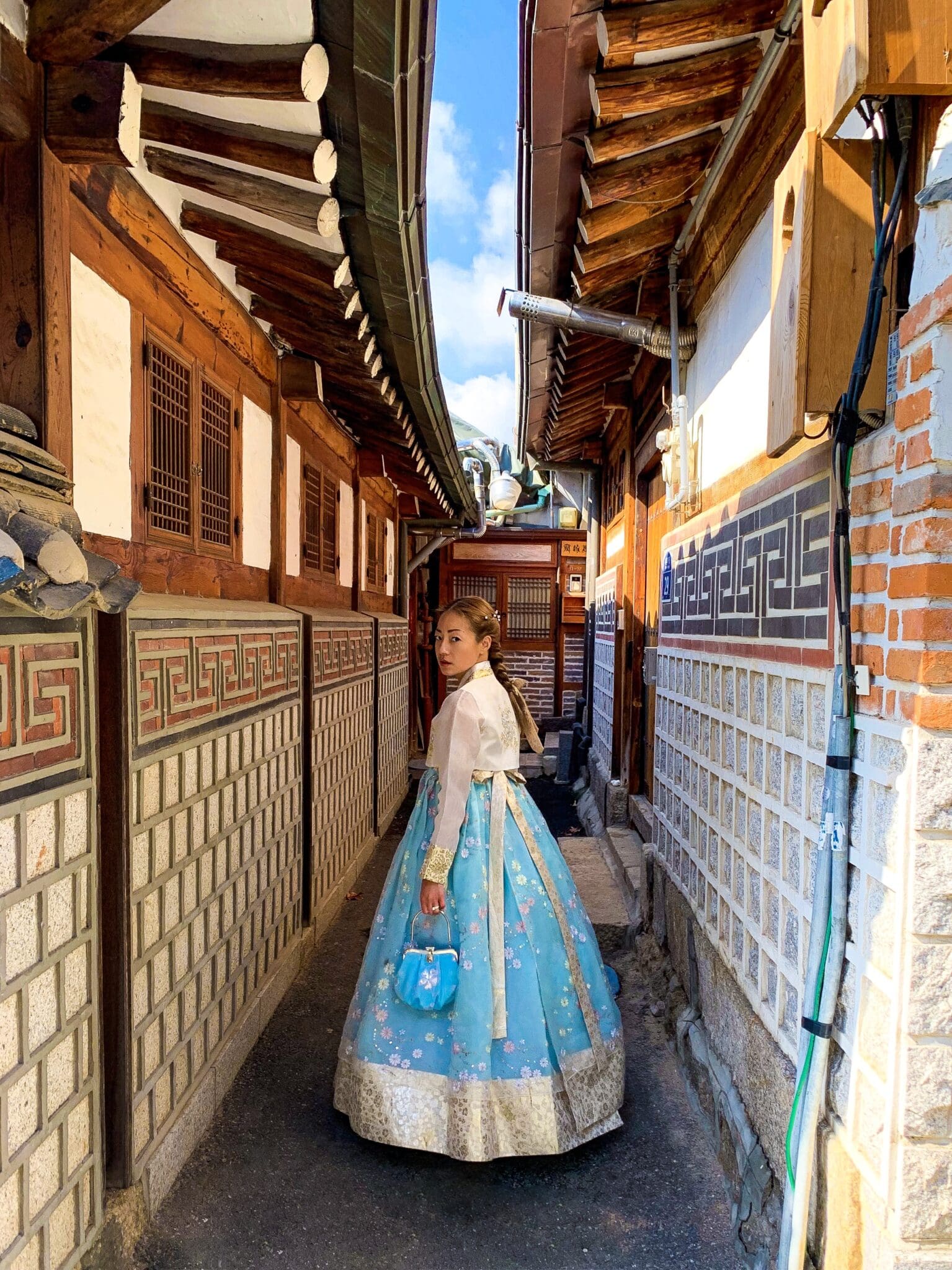 Bukchon Hanok Village alley way