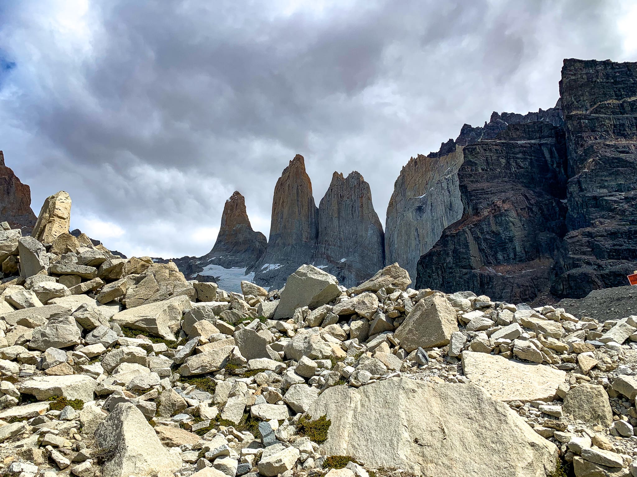 torres del paine three towers
