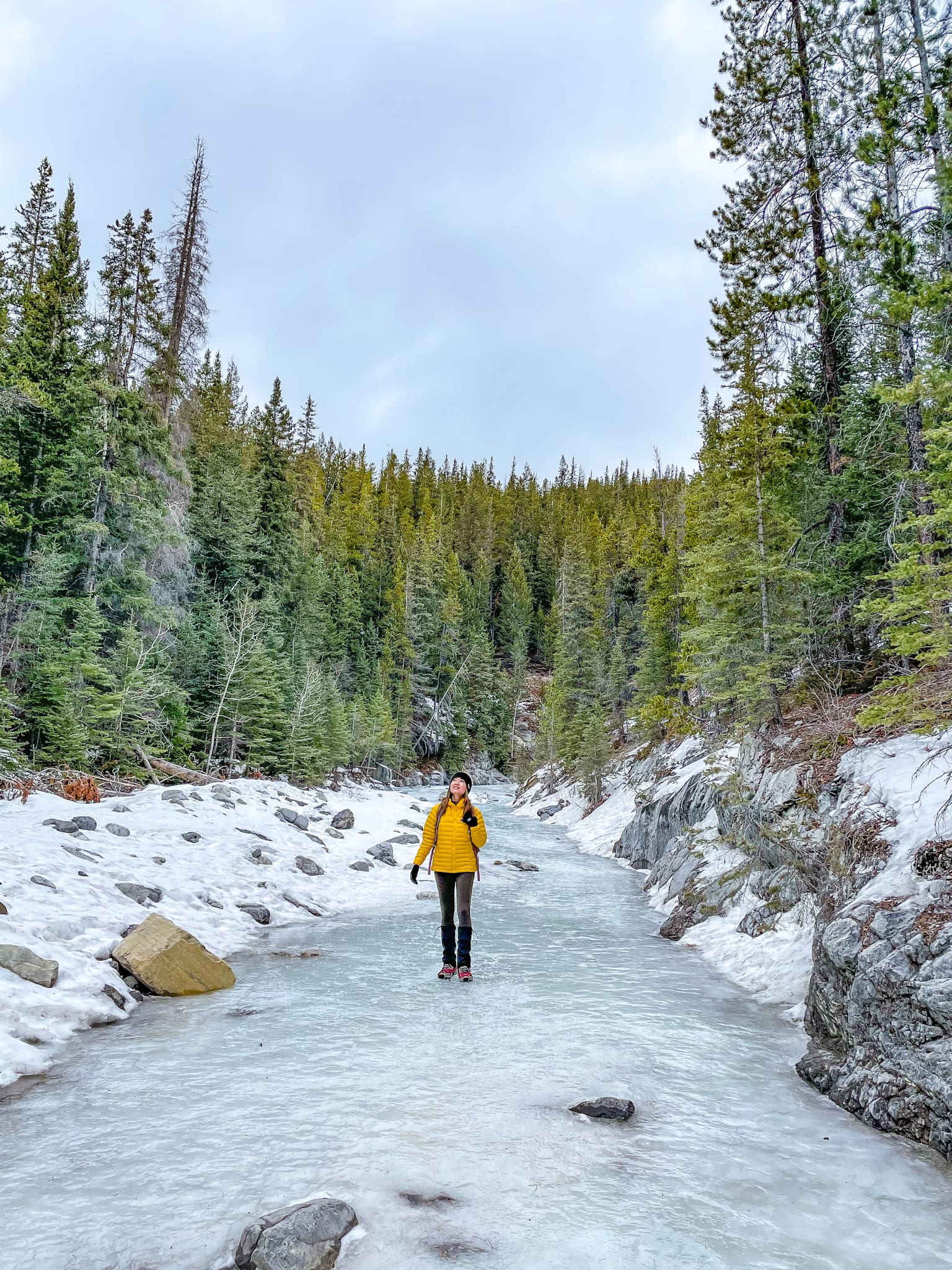 grotto canyon trail in winter