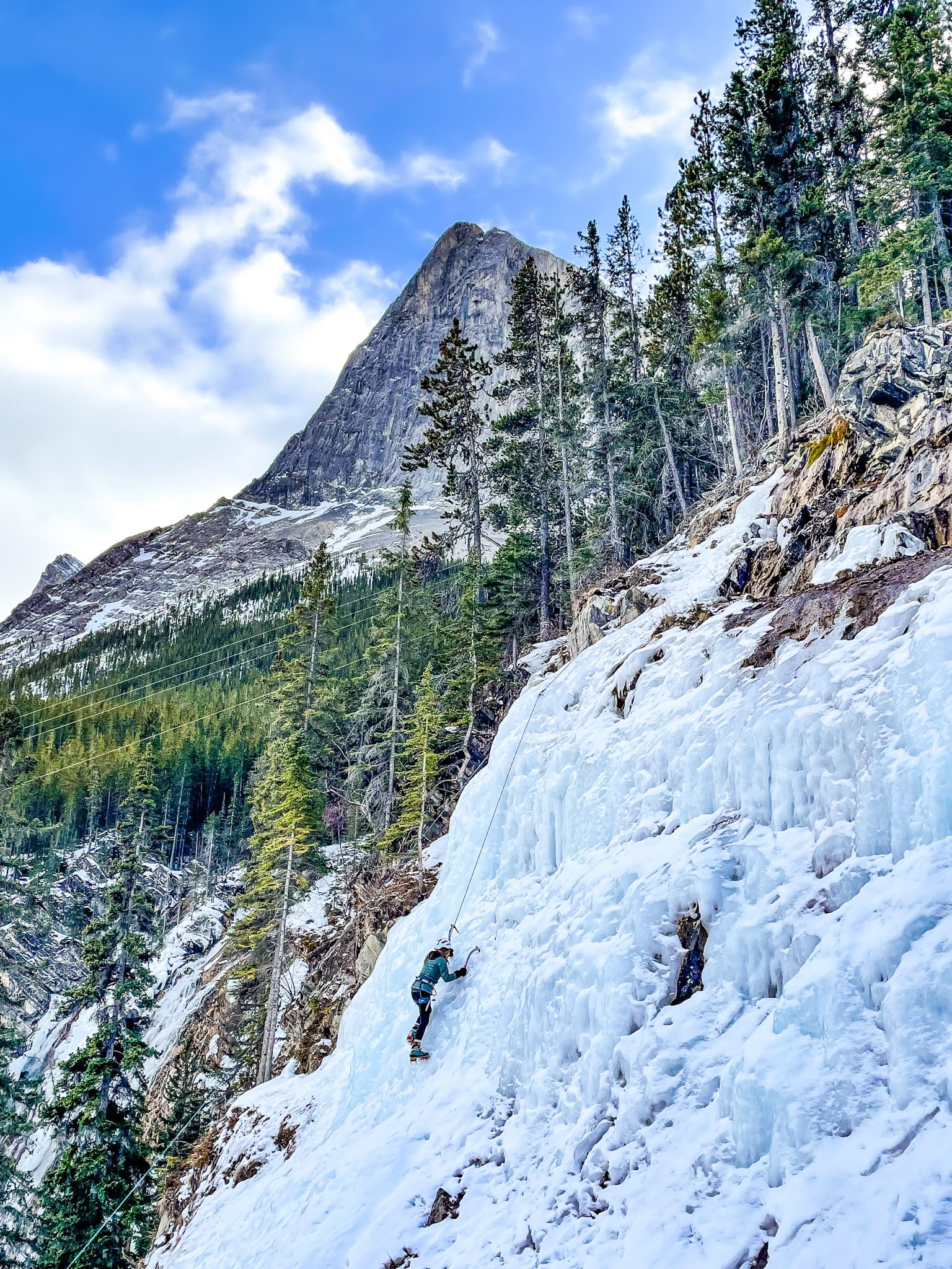 ha ling peak mountain view