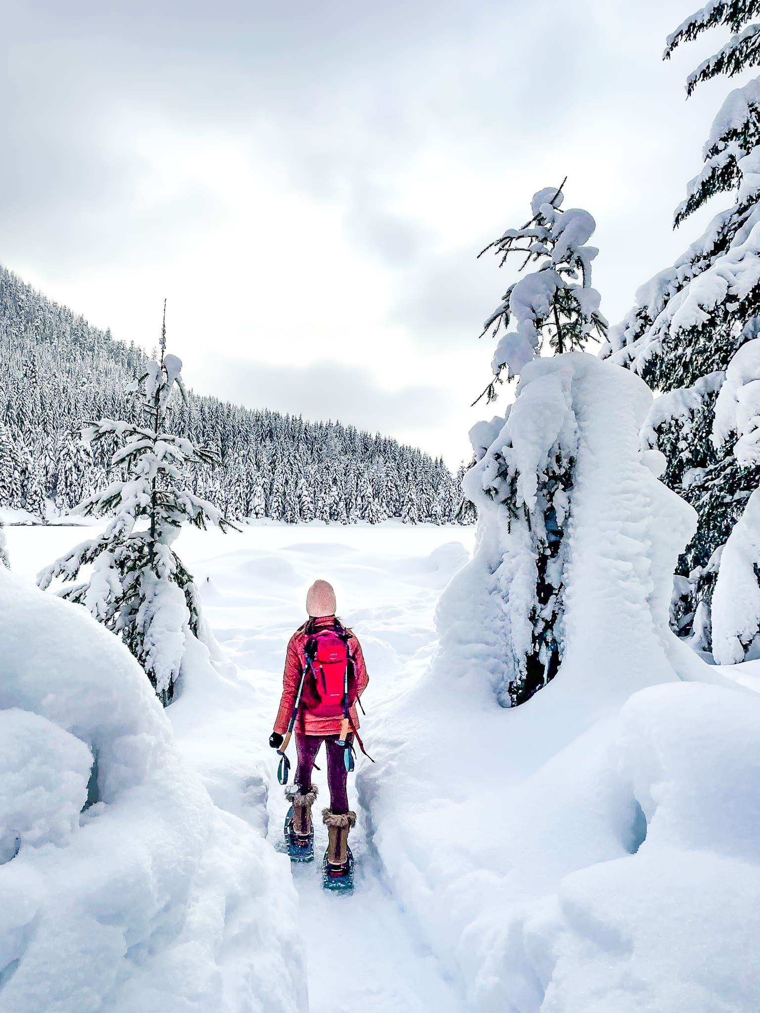 Gold Creek Pond snowshoeing